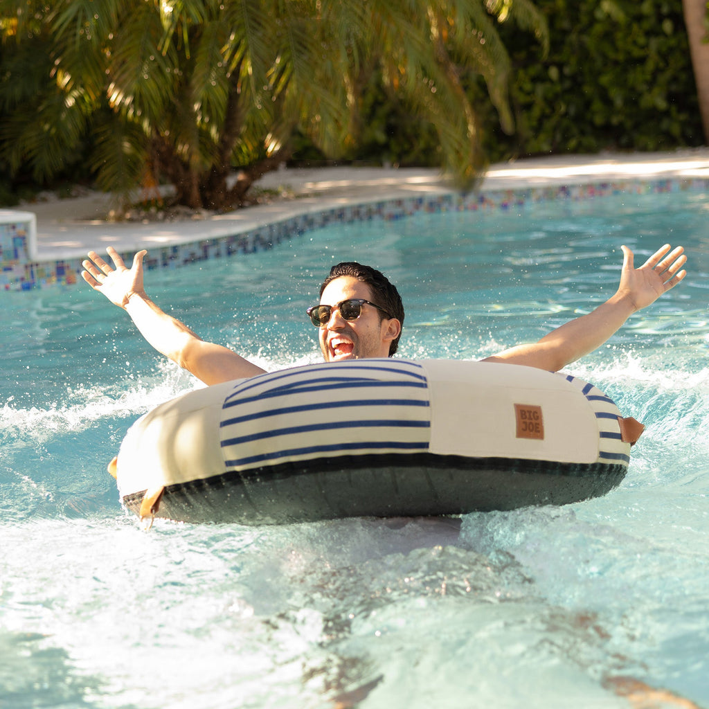 Lux Inflatable Ring