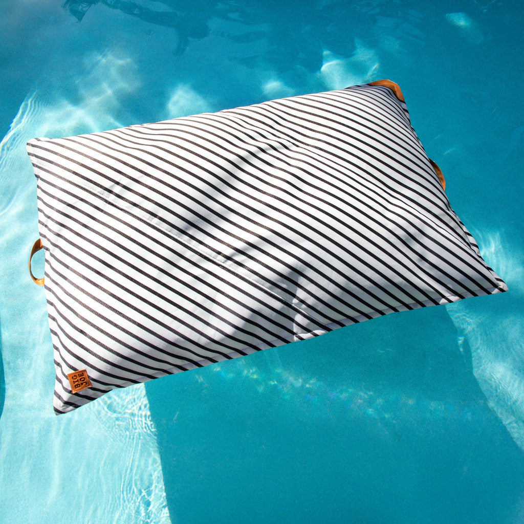Lux Lagoon Lounger