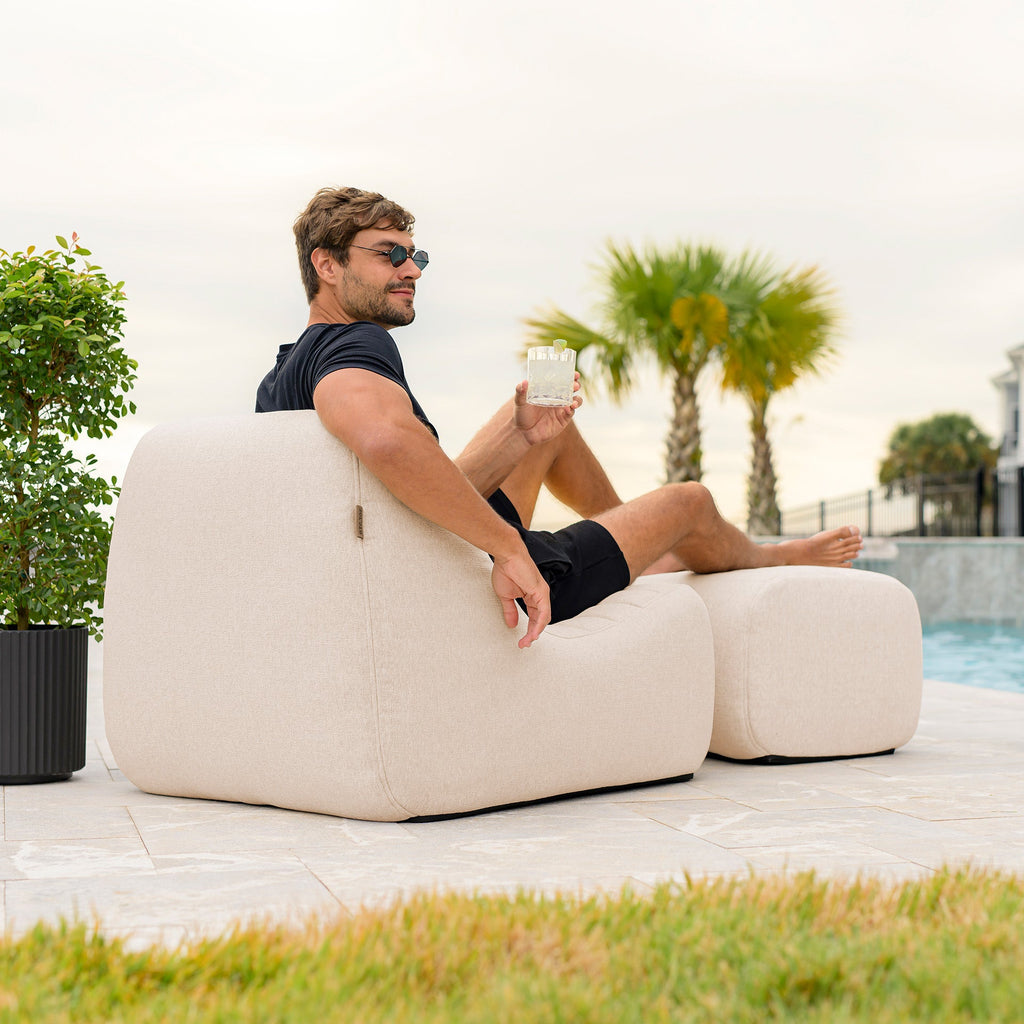 Solvana™ Outdoor Ottoman