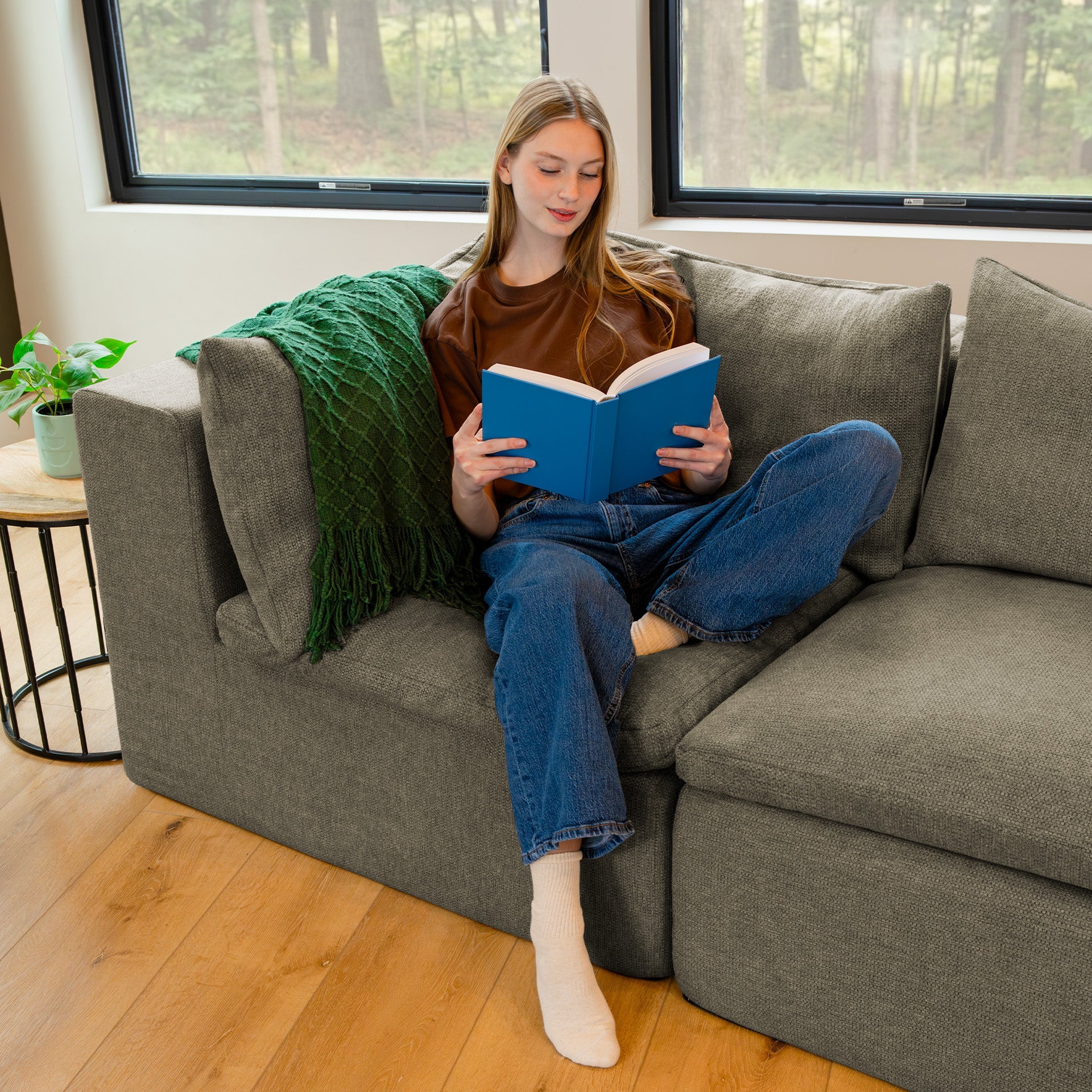 Averra™ Corner Chair